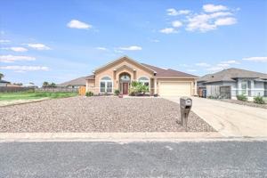 featured image of 15501 Escapade St