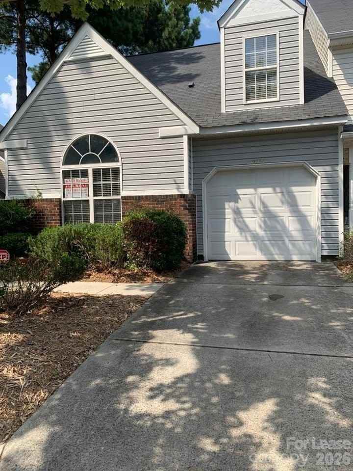 9731 Elizabeth Townes Ln - Photo 2 of 30