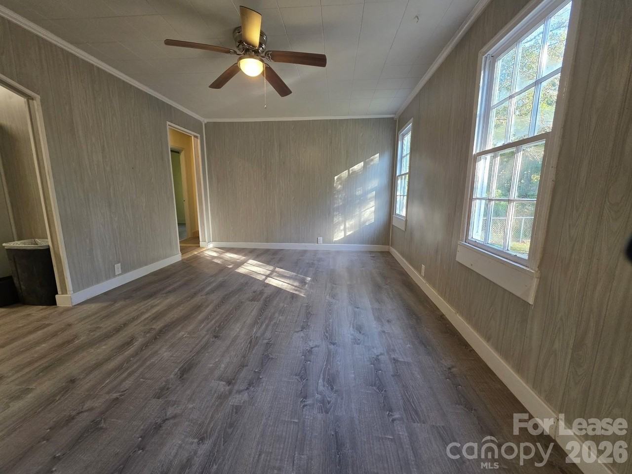 4723 Linden St - Photo 3 of 14
