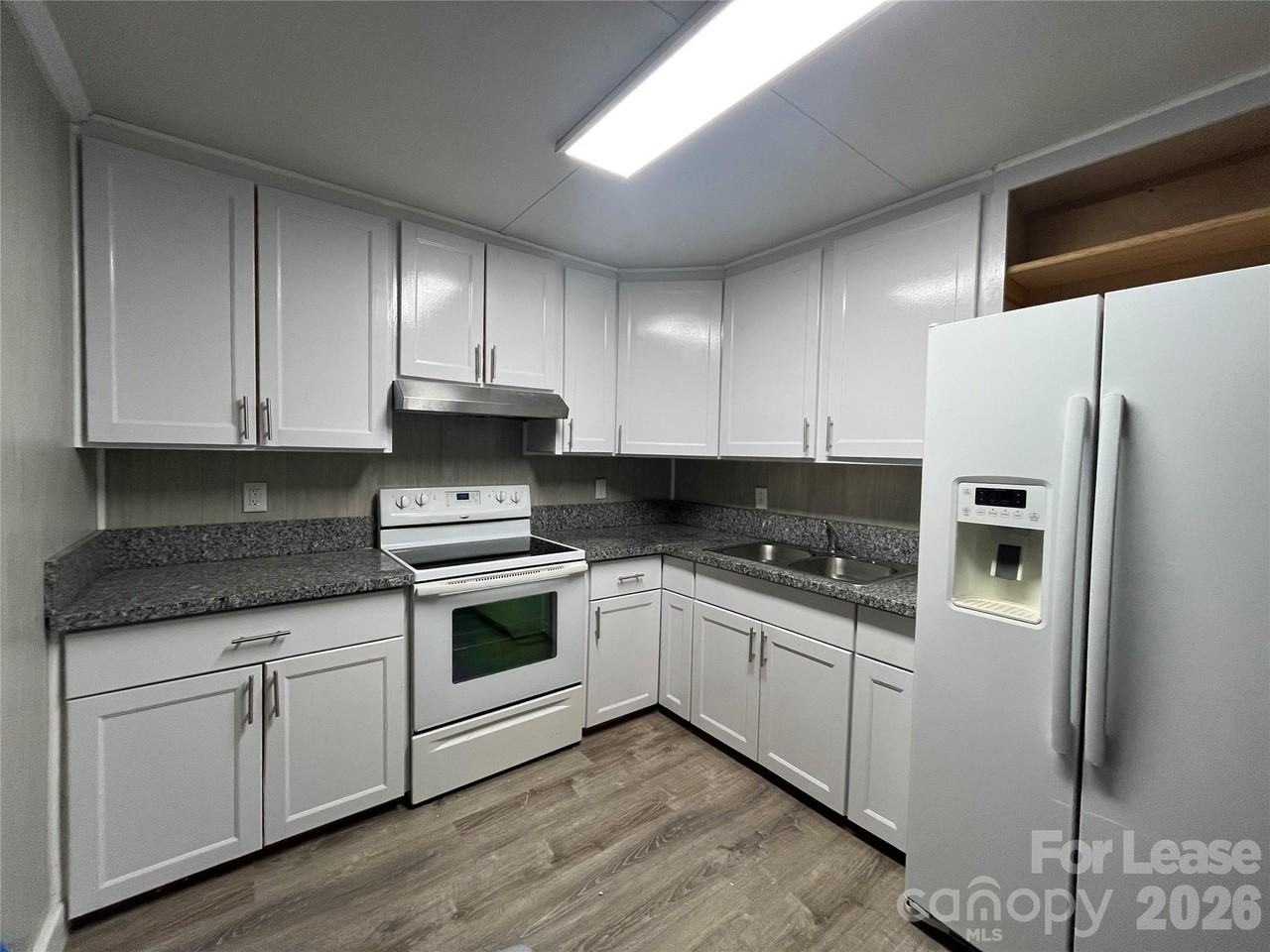 4723 Linden St - Photo 6 of 14
