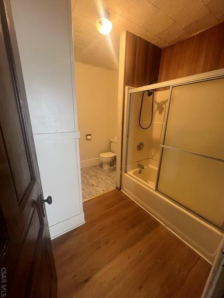 628 S Ankeny Ave - Photo 5 of 12