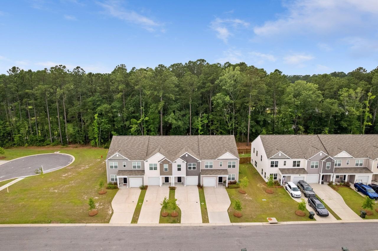 207 Cozy Brook Ct - Photo 5 of 48