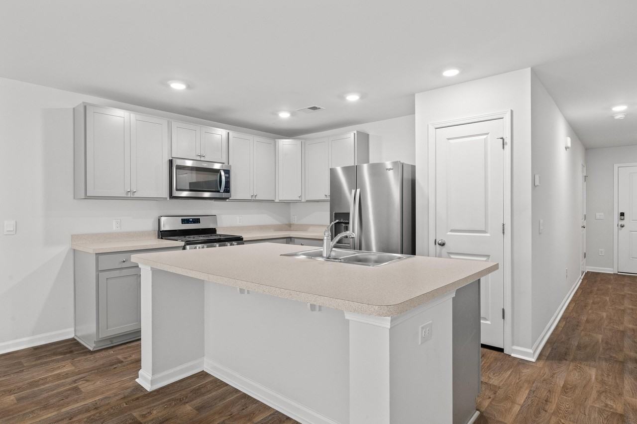207 Cozy Brook Ct - Photo 7 of 48