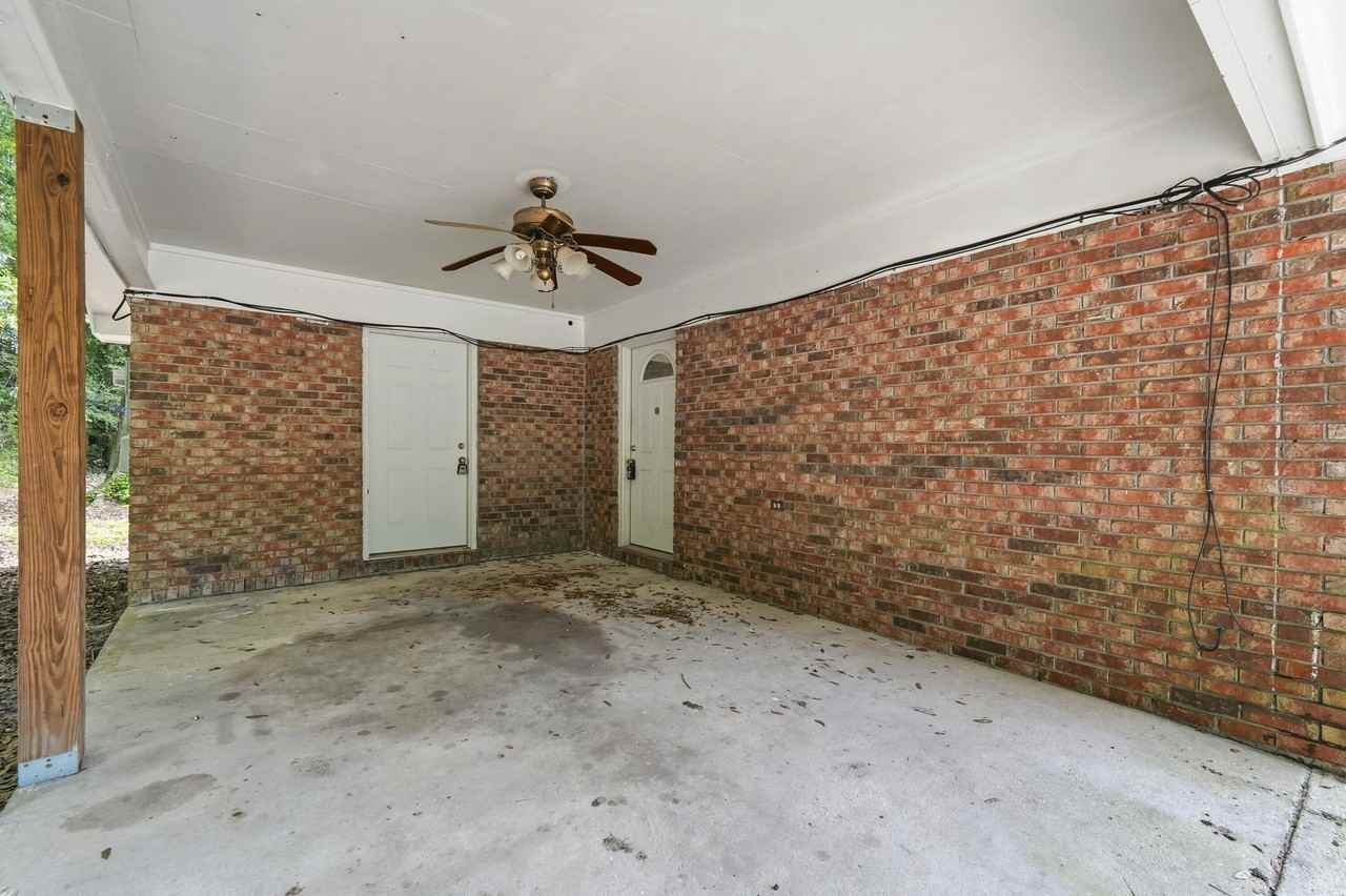 106 Andrews Ave - Photo 7 of 43