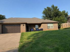 3215 Highland Dr - Photo 1 of 1