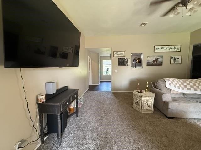 3215 Highland Dr - Photo 3 of 11