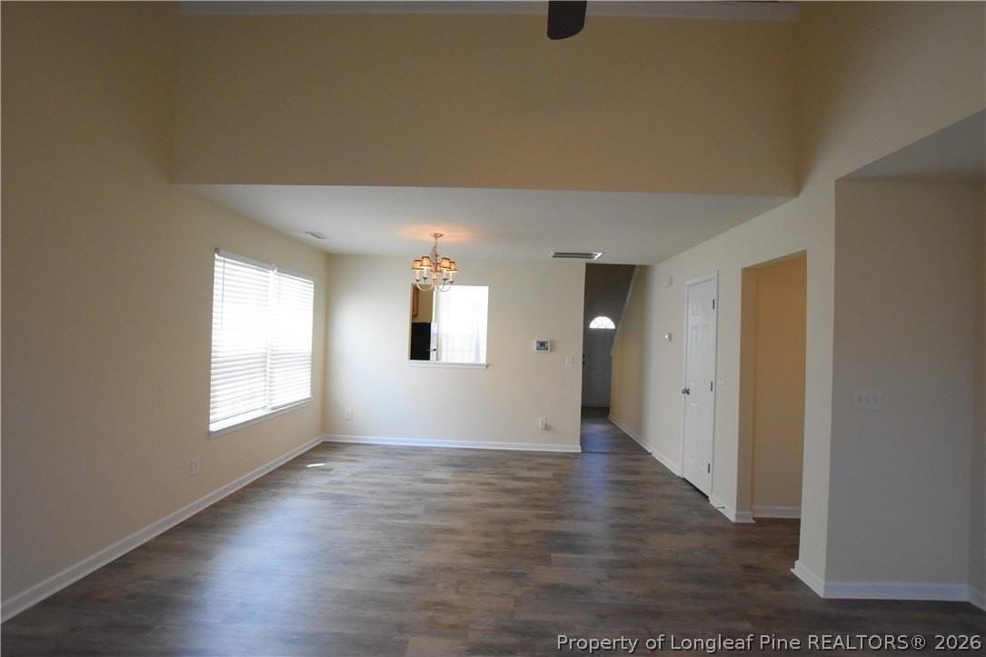 233 Palace Green Ln - Photo 7 of 18
