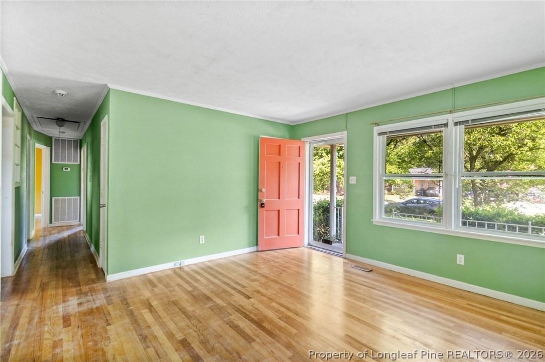 2815 Skycrest Dr - Photo 3 of 16