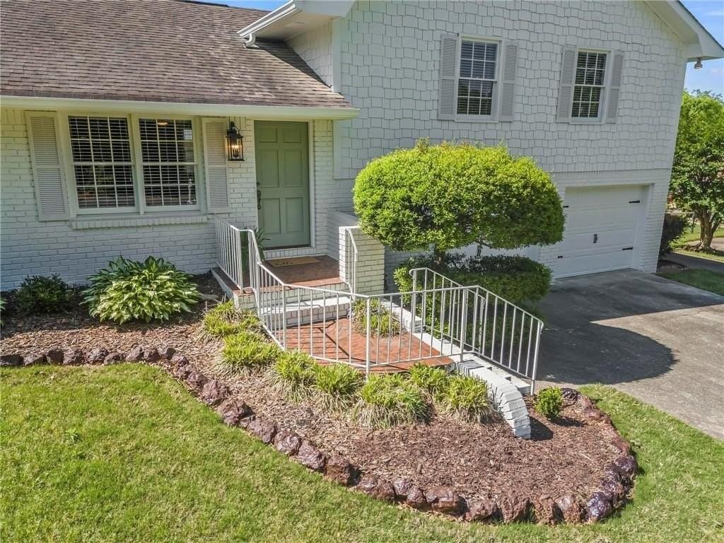 37 Skyview Cir - Photo 3 of 40