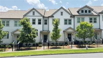 featured image of 285 Vista Ln