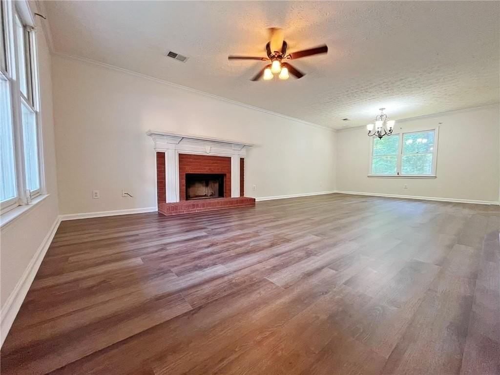 3060 Oak Meadow Dr - Photo 5 of 36