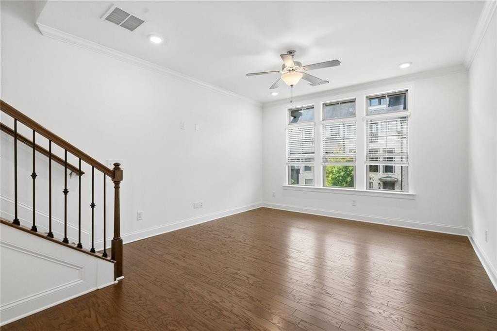 2438 Figaro Dr - Photo 7 of 45