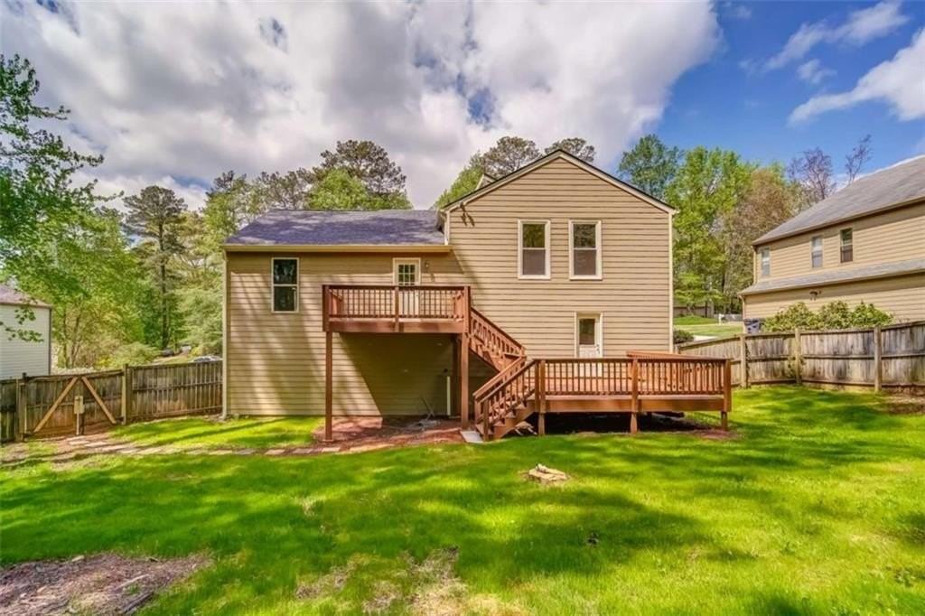 2218 Woodfern Dr - Photo 5 of 50
