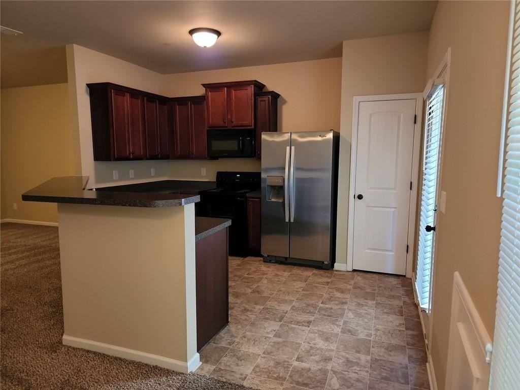628 Oakside Pl - Photo 5 of 22