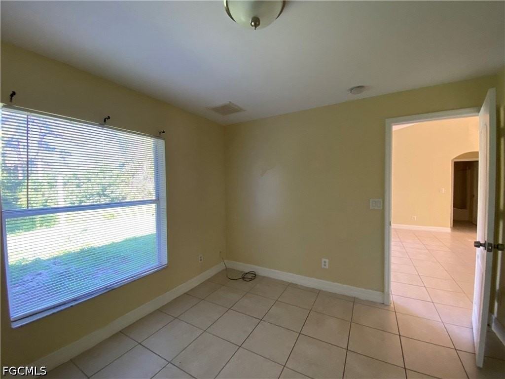 4939 Leonard Blvd S - Photo 6 of 10