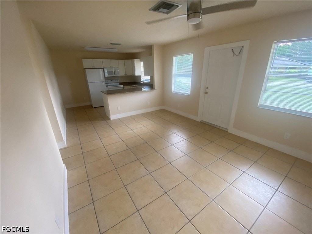 2217 Violet Dr #2217 - Photo 2 of 9