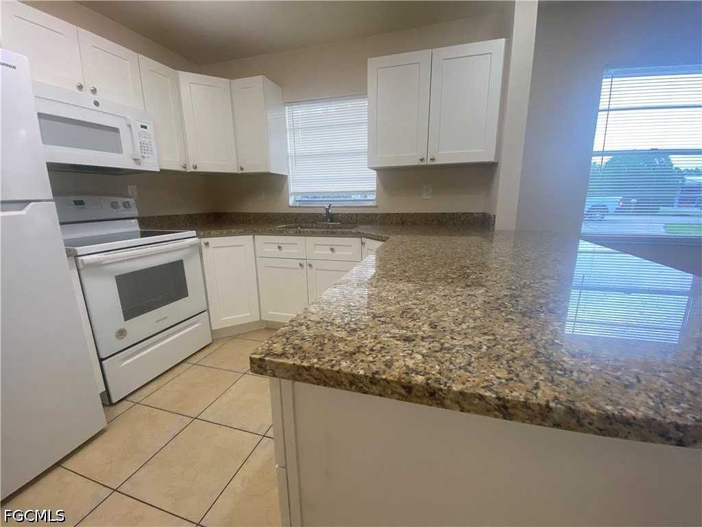 2217 Violet Dr #2217 - Photo 4 of 9