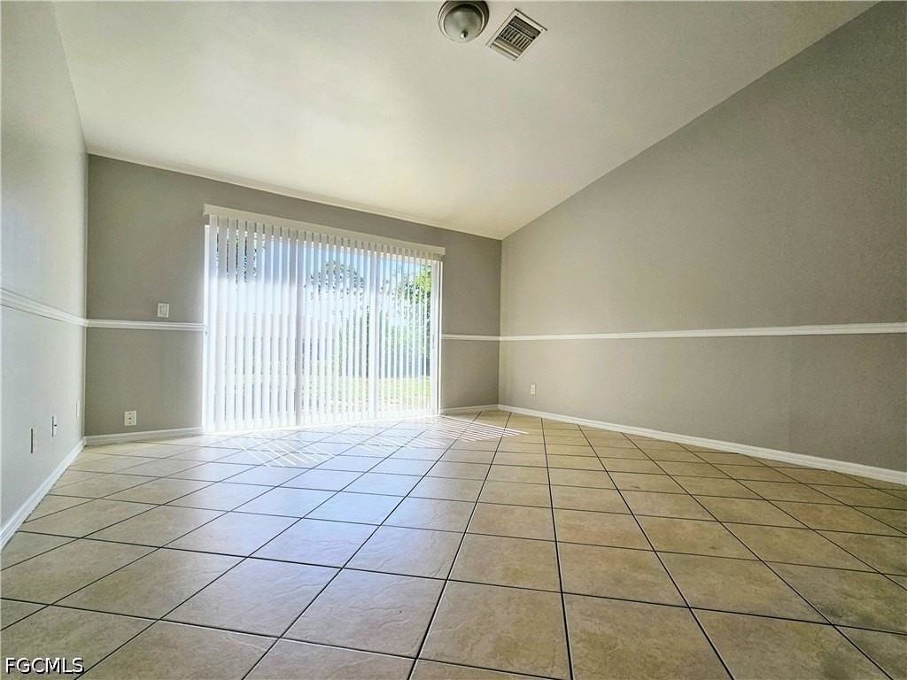 230 Hightower Ave S - Photo 3 of 20