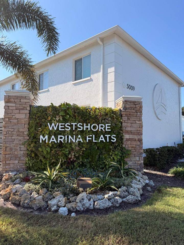 5215 South Westshore Boulevard - Photo 2 of 14