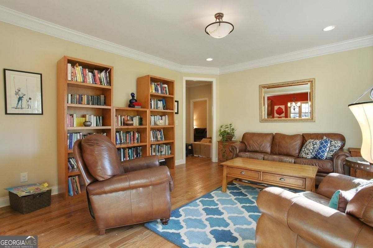 1084 Country Ln Ne - Photo 3 of 26