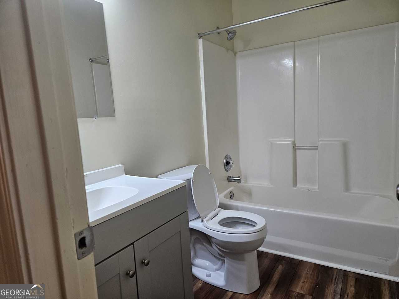 103 Simmons Rd - Photo 7 of 8