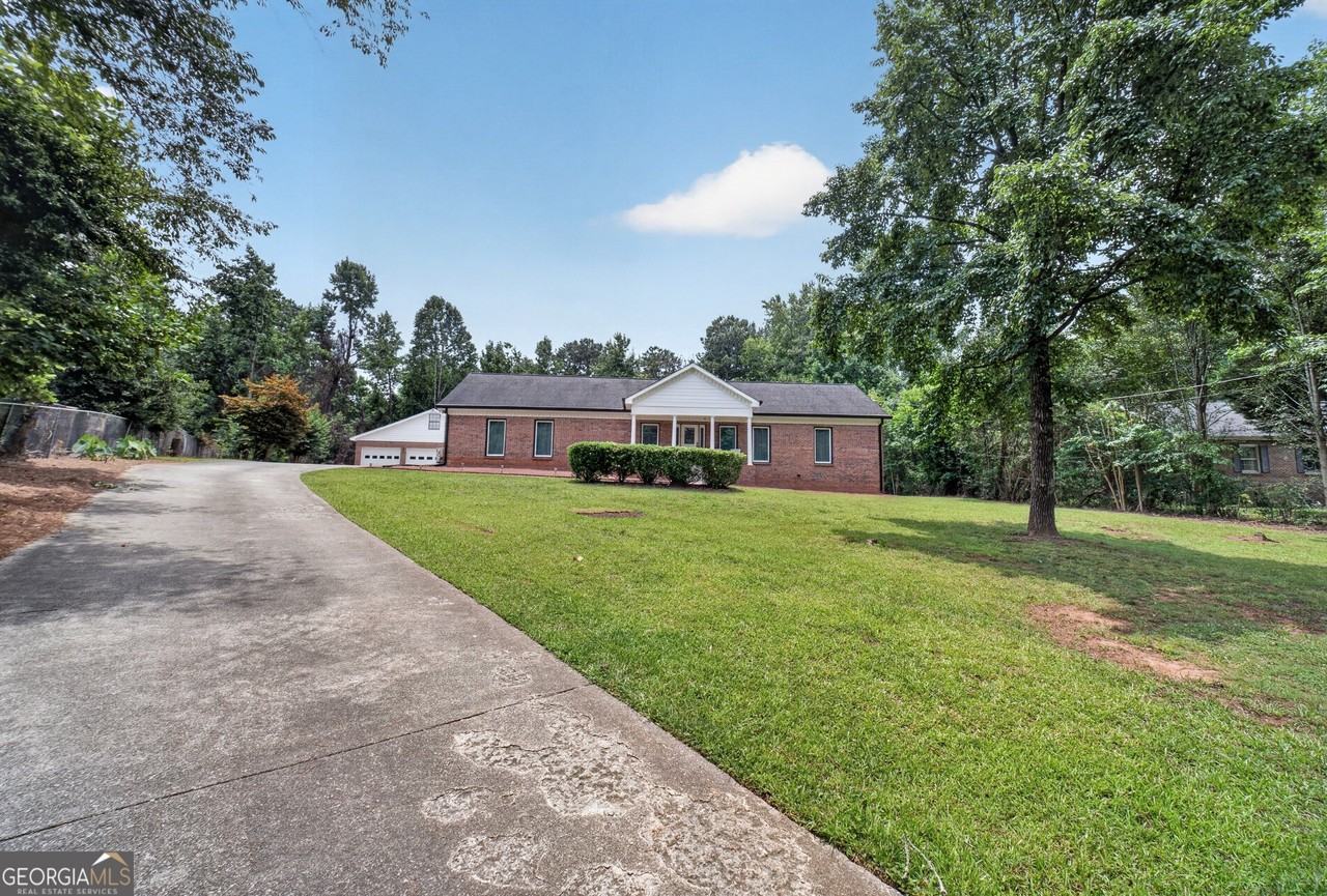 1799 Jimmy Dodd Rd - Photo 3 of 46