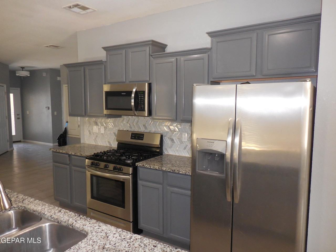 12867 Ivelet Ct - Photo 6 of 37