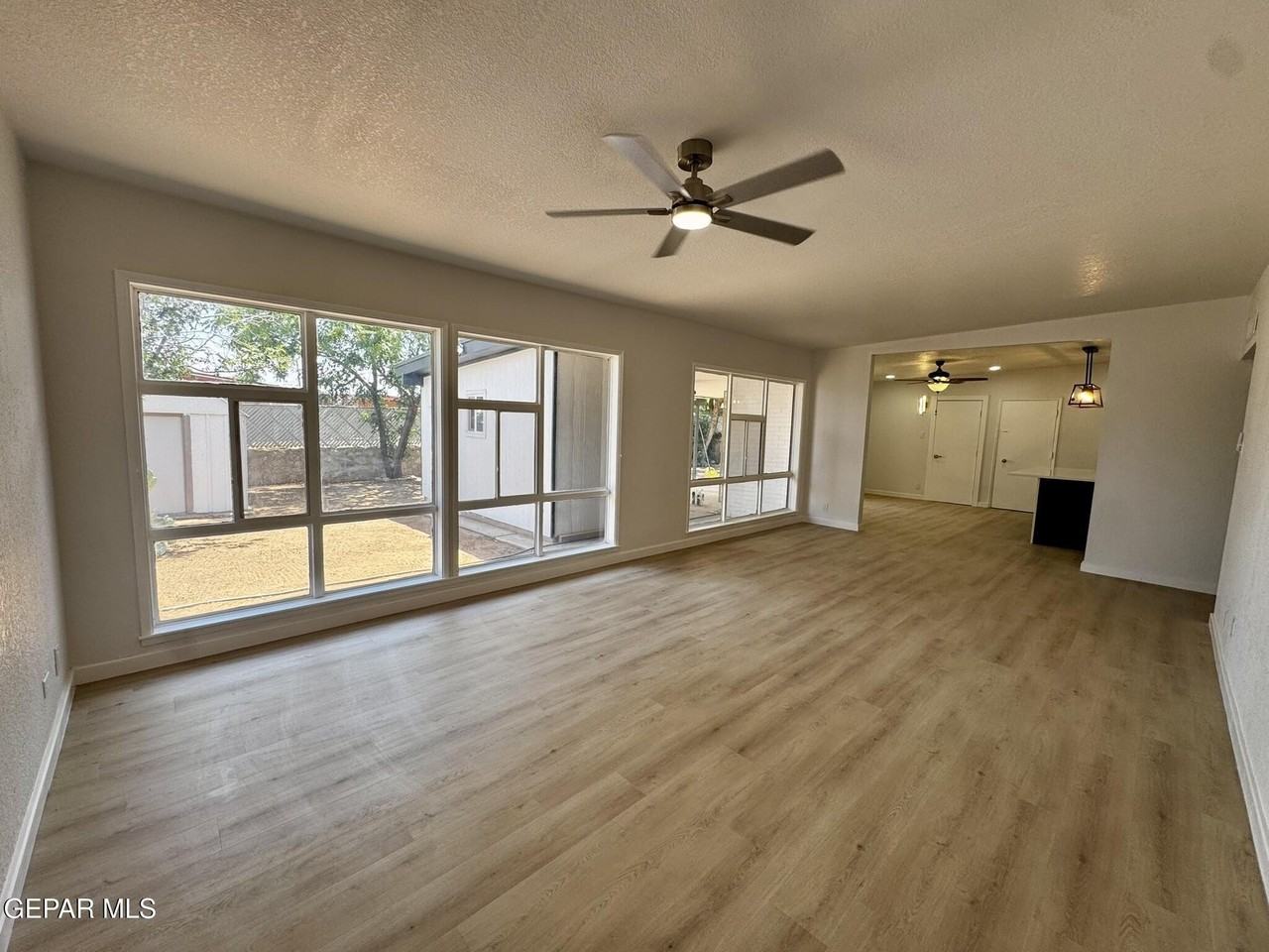 5102 Beals Dr - Photo 7 of 21