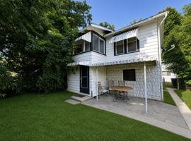 featured image of 710 5th St W Rear