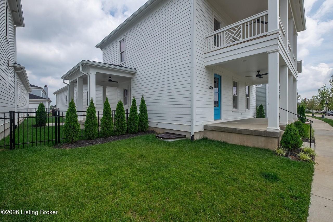 6024 Passionflower Dr - Photo 2 of 50