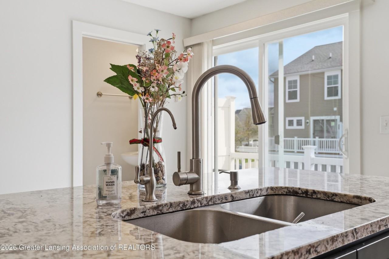 3847 Zaharas Ln - Photo 6 of 14
