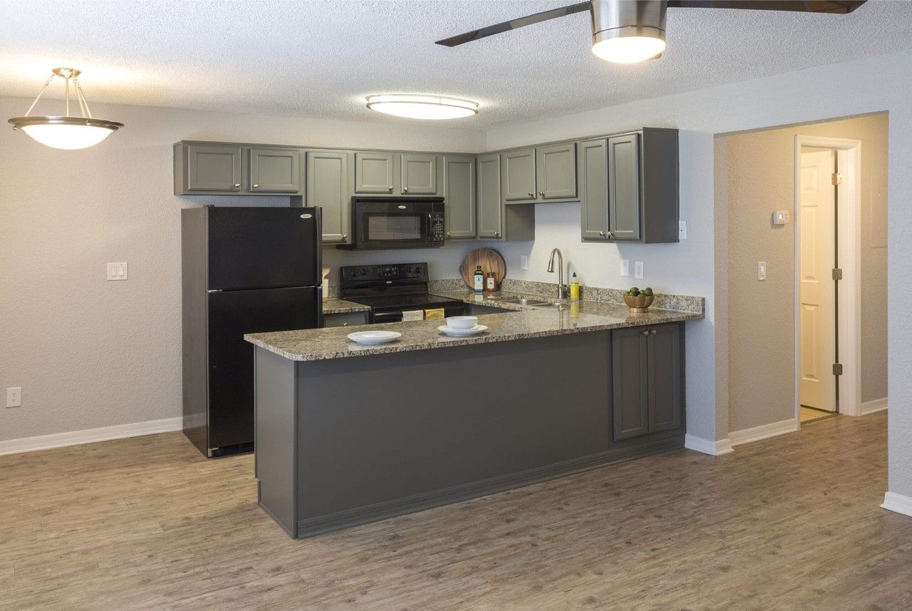 5215 South Westshore Boulevard - Photo 5 of 14