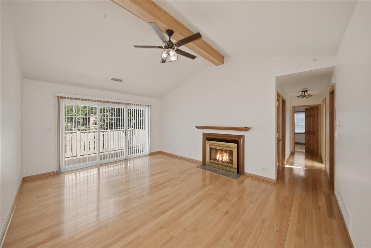 1671 Grosvenor Cir #C - Photo 2 of 18