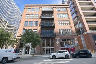 215 N Aberdeen St #403B - Photo 1 of 1