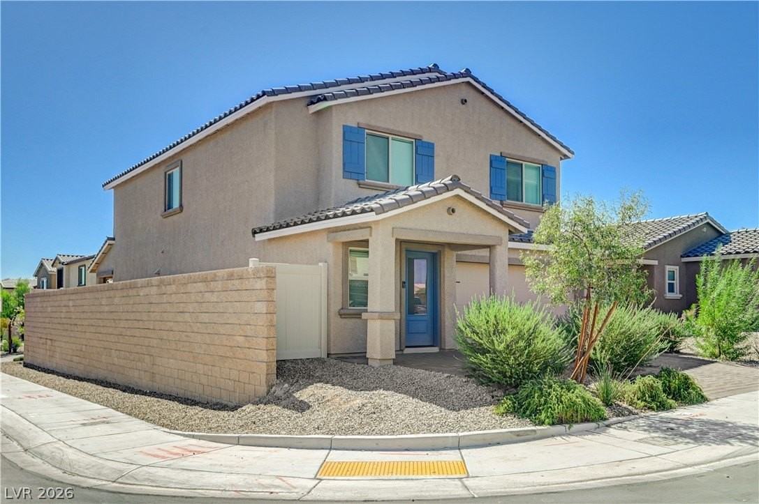 4116 Gold Desert St - Photo 3 of 46