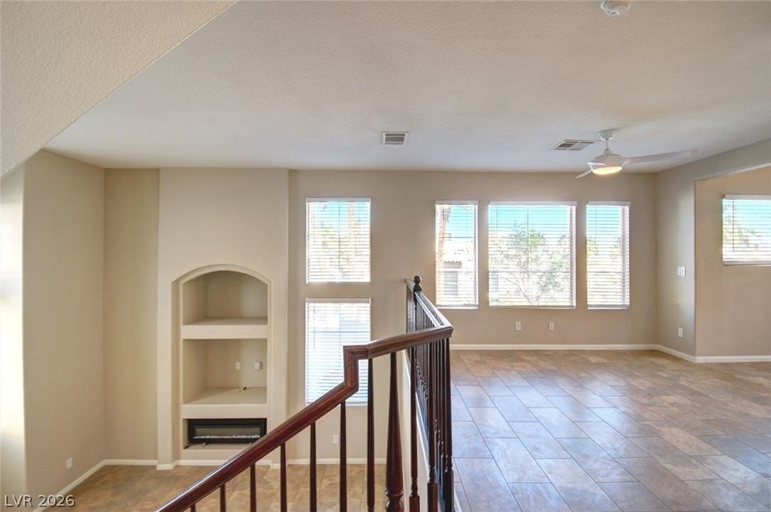 8400 Tiger Woods Ave - Photo 5 of 30
