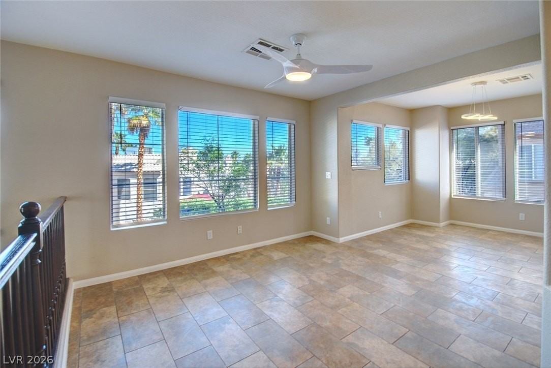 8400 Tiger Woods Ave - Photo 6 of 30