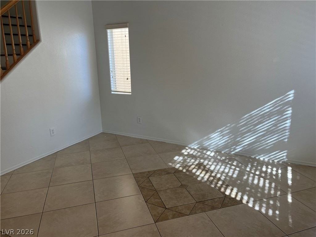 10600 Cold Mountain Ave - Photo 4 of 20