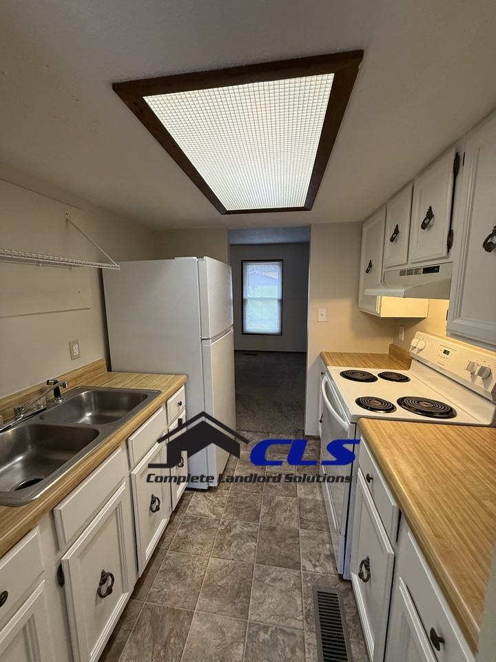 4276 S Kian St - Photo 5 of 11