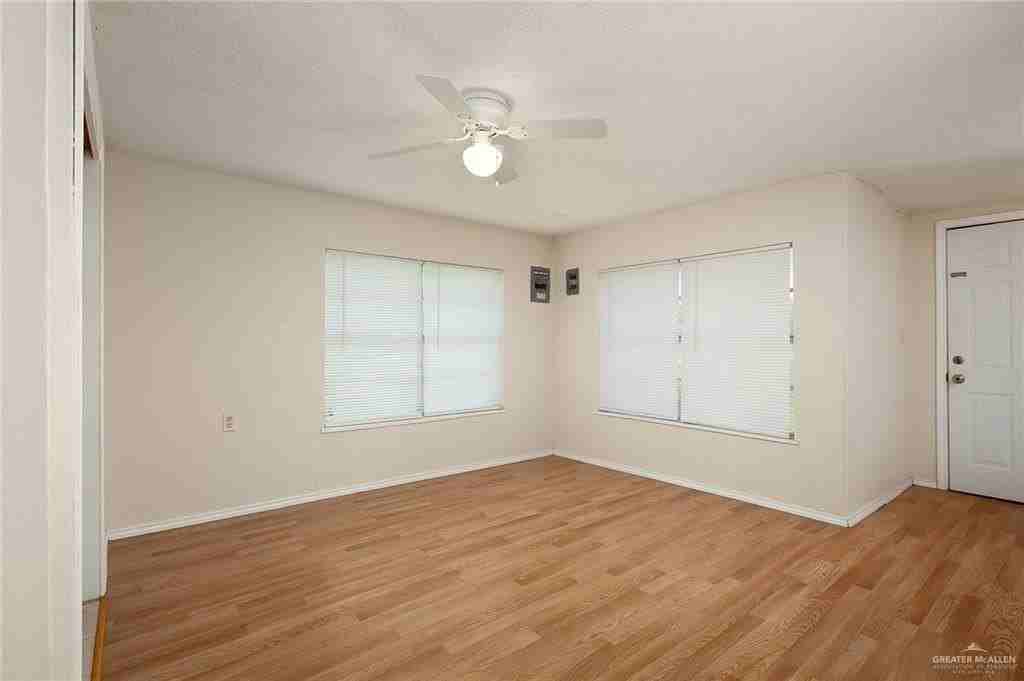 214 E 3rd St - Photo 6 of 10