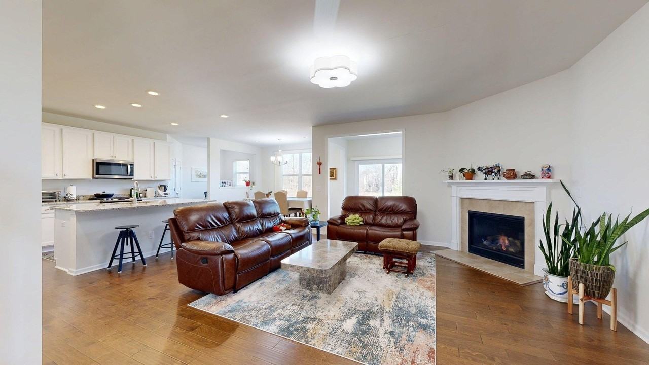 2901 Dillon Dr - Photo 6 of 22