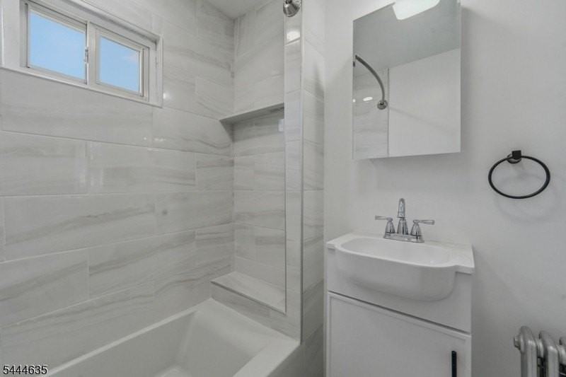 18 John St #2 - Photo 4 of 15
