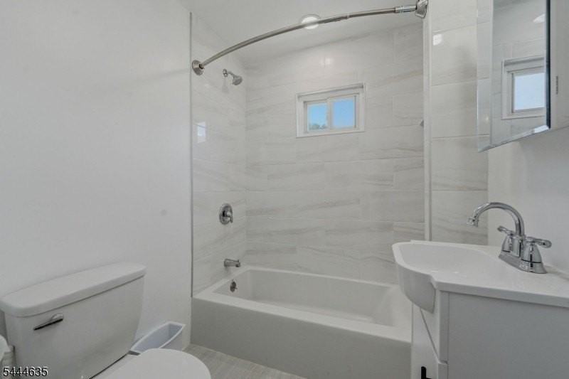 18 John St #2 - Photo 5 of 15