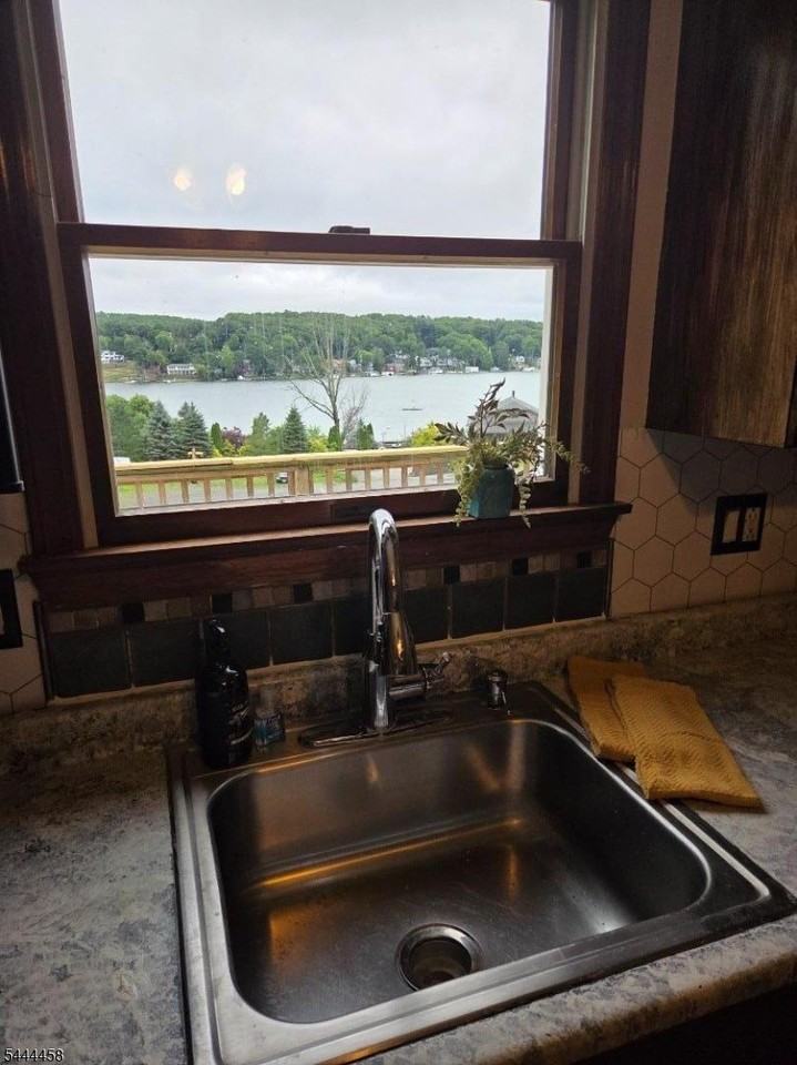 150 Nolans Point Rd - Photo 7 of 16
