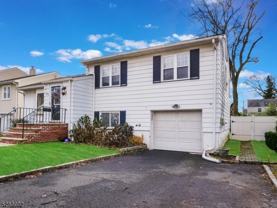 135 Hawthorne Ave - Photo 1 of 1