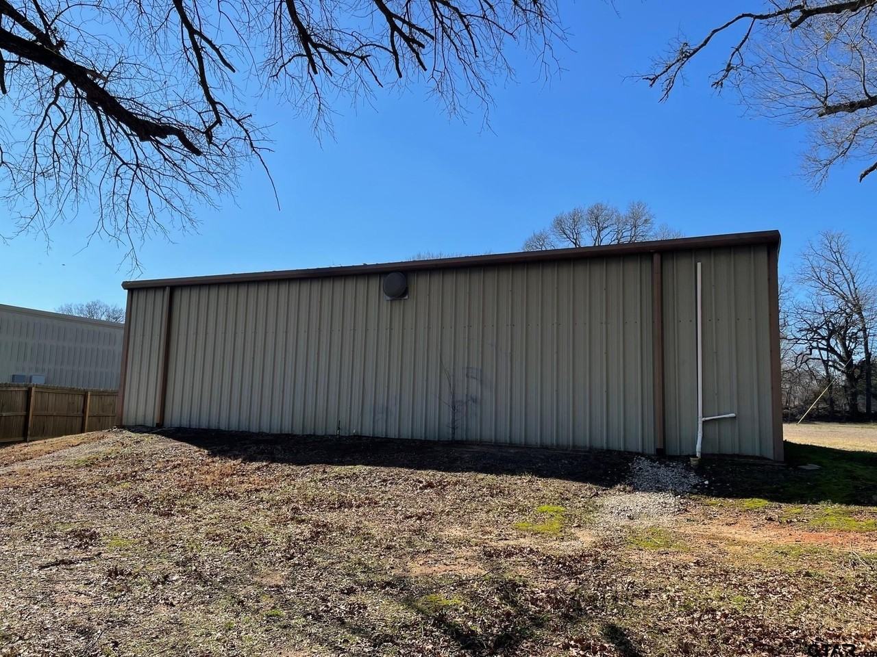 14280 Fm 346 W - Photo 4 of 4