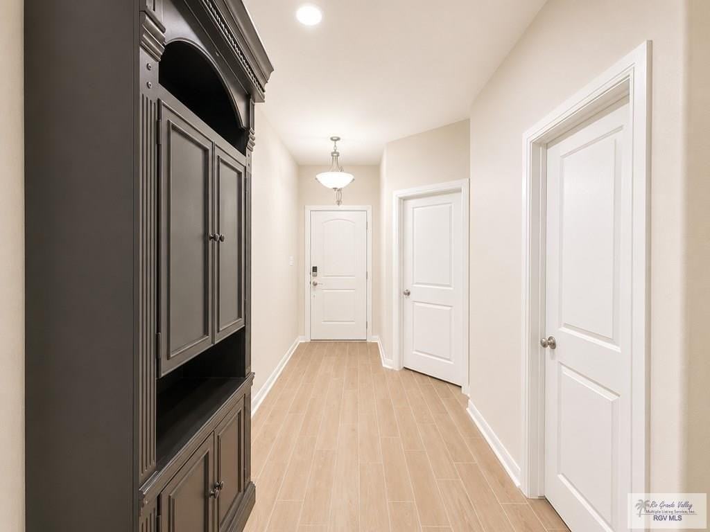2340 Cougar Trl - Photo 3 of 12