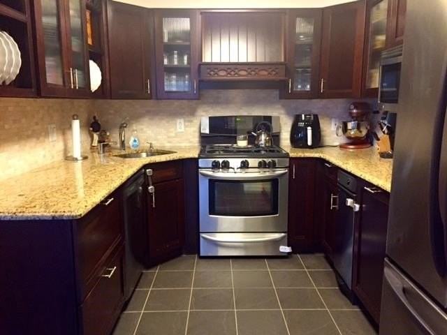 28 Juniper St - Photo 2 of 13