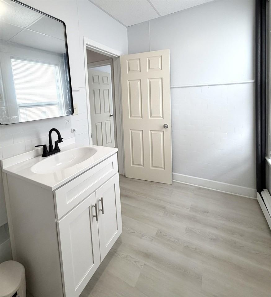 281 Garfield Ave #2 - Photo 7 of 22