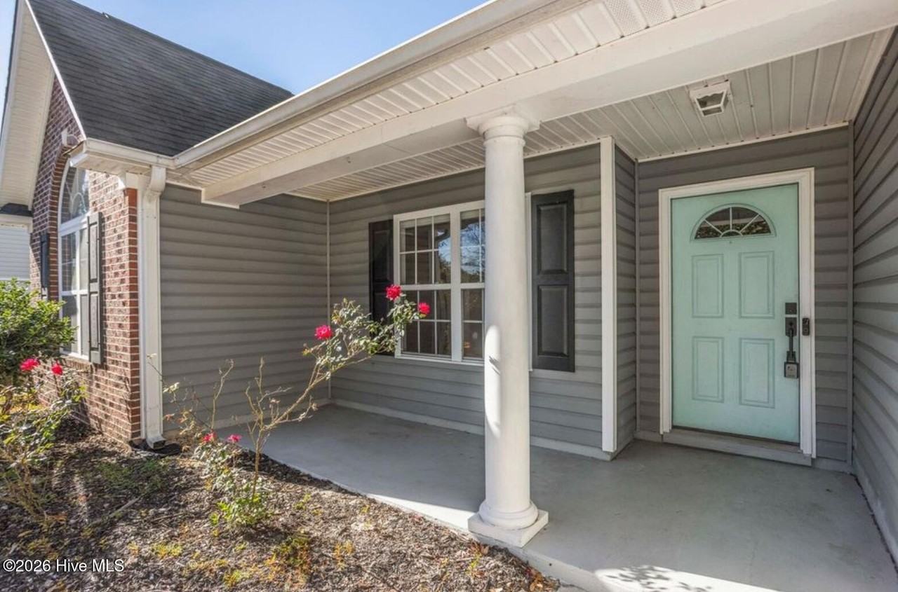 8637 Plantation Landing Dr - Photo 2 of 24